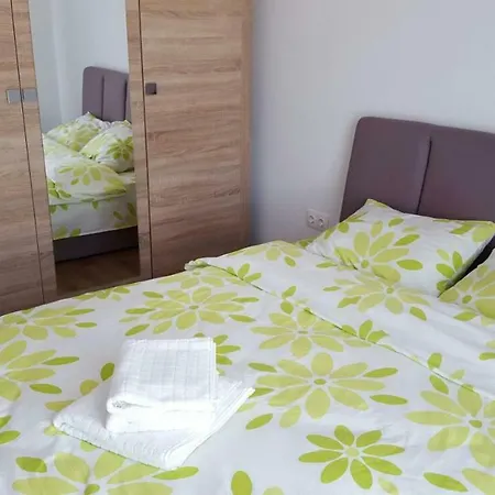 Апартаменти Apartament Antonia Брашов